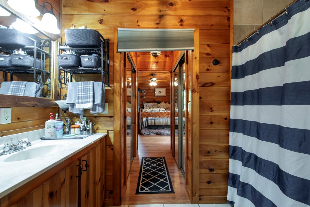 419016 Murphy Residential
