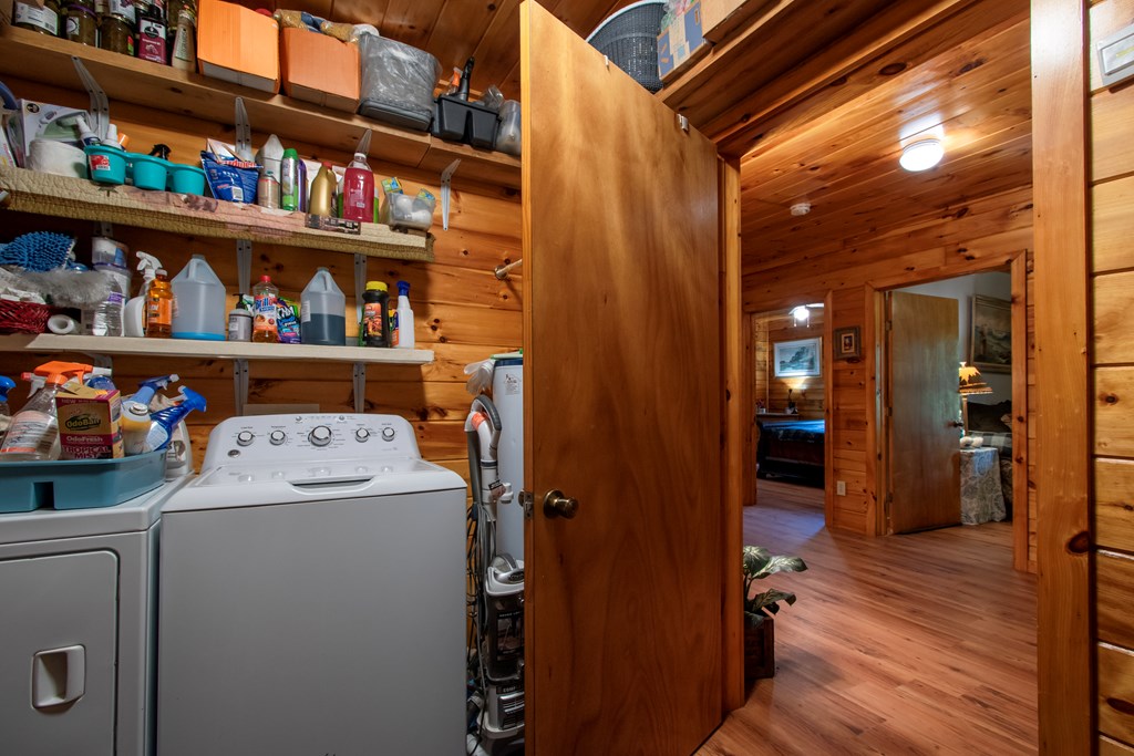 419016 Murphy Residential
