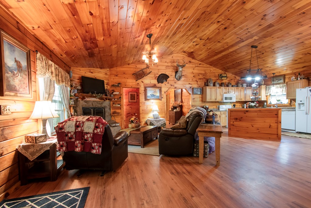 419016 Murphy Residential