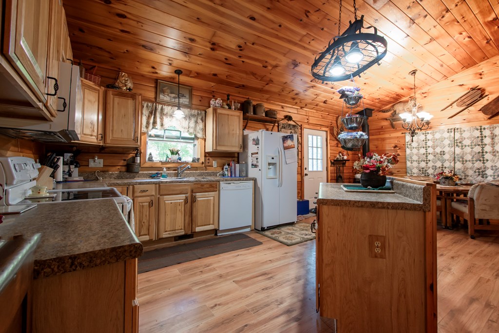 419016 Murphy Residential