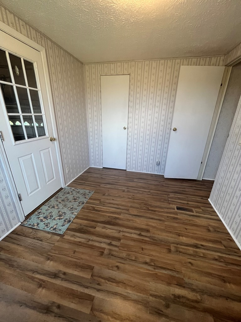 419020 Cleveland Residential