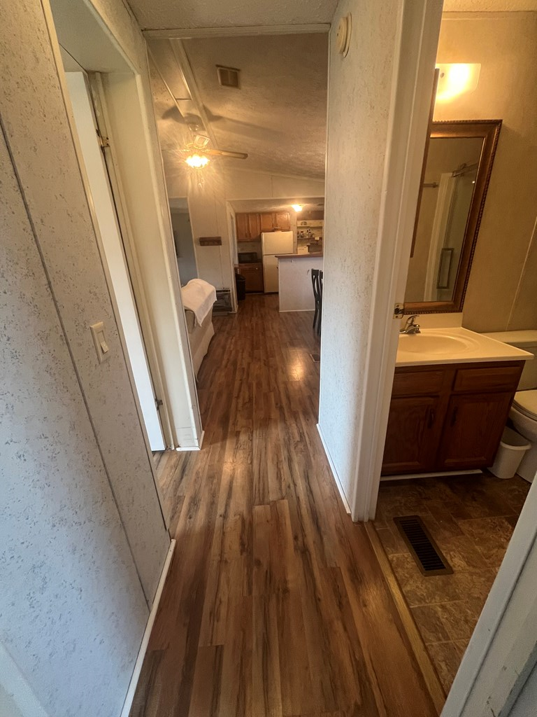 419020 Cleveland Residential