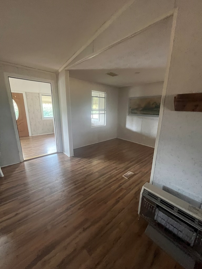 419020 Cleveland Residential