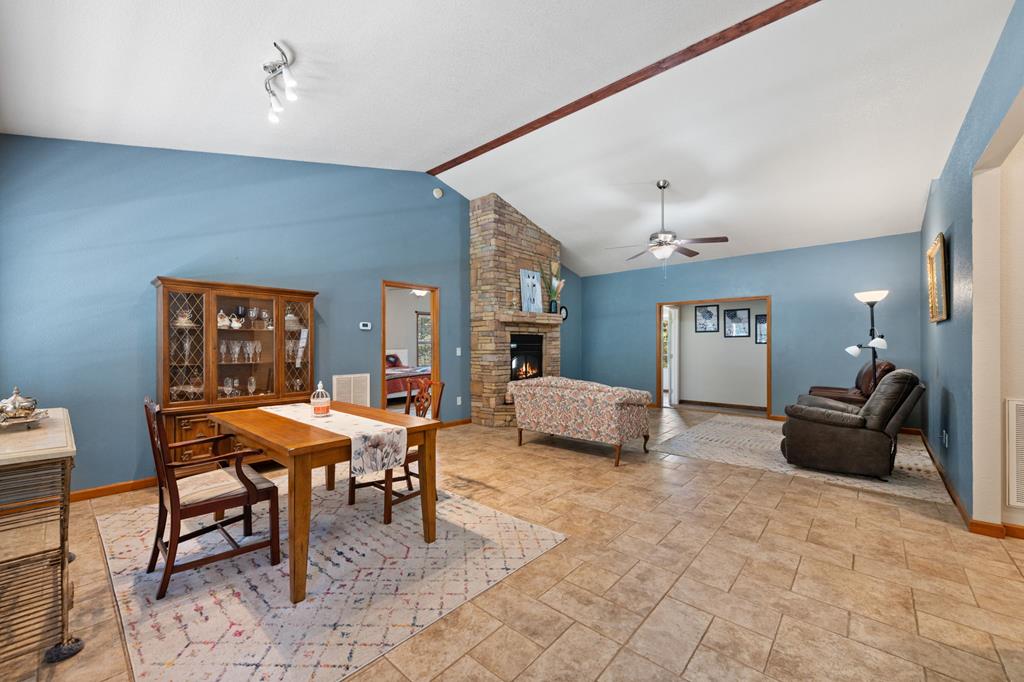 419022 Blairsville Residential