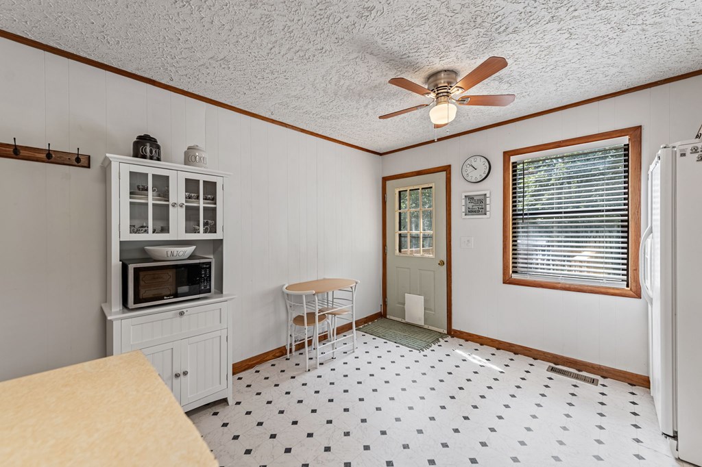 419047 Mineral Bluff Residential