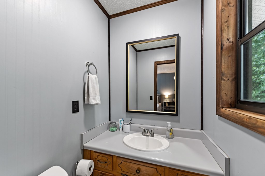 419047 Mineral Bluff Residential