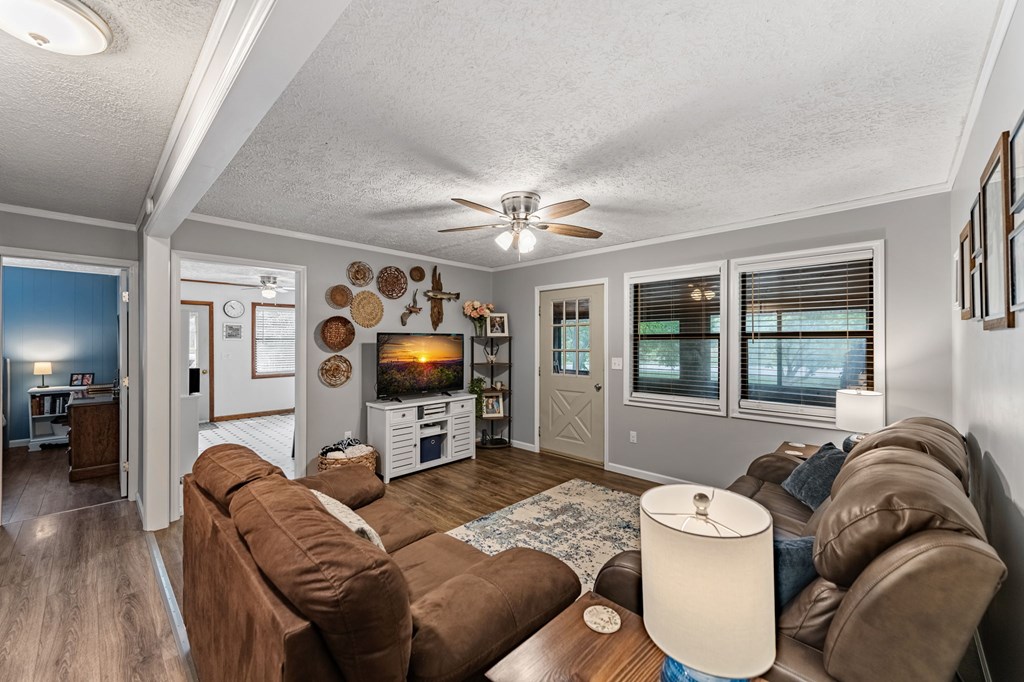 419047 Mineral Bluff Residential