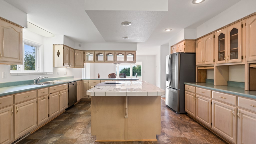 419054 Hayesville Residential