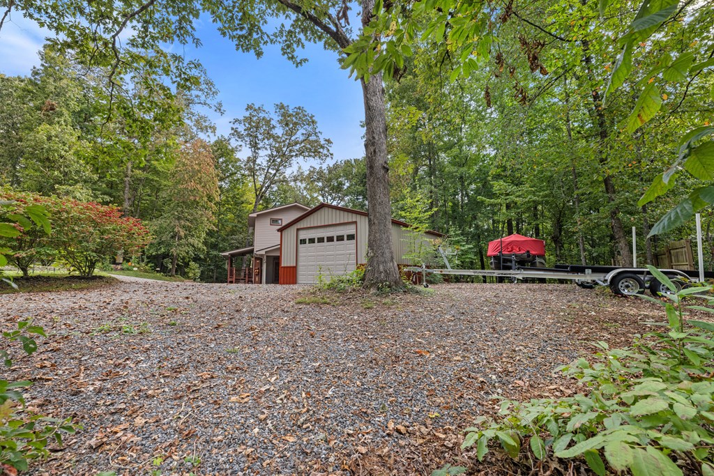 419067 Hayesville Residential