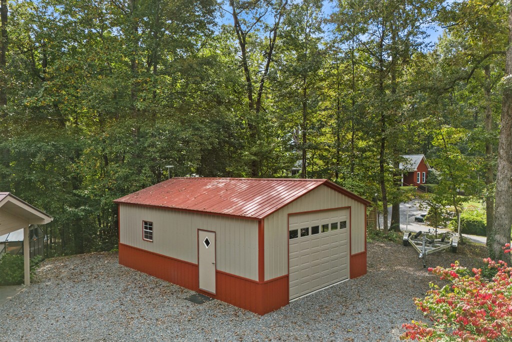 419067 Hayesville Residential
