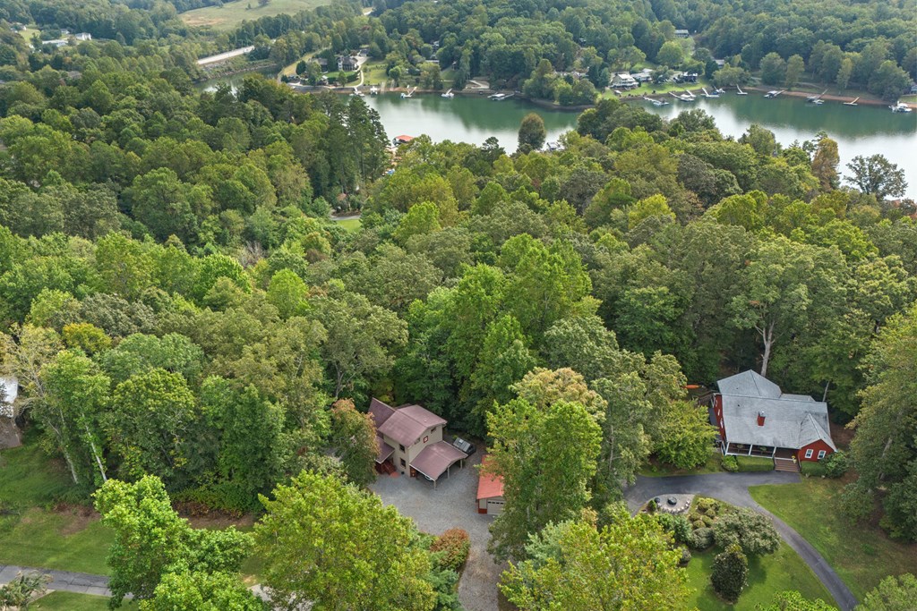 419067 Hayesville Residential
