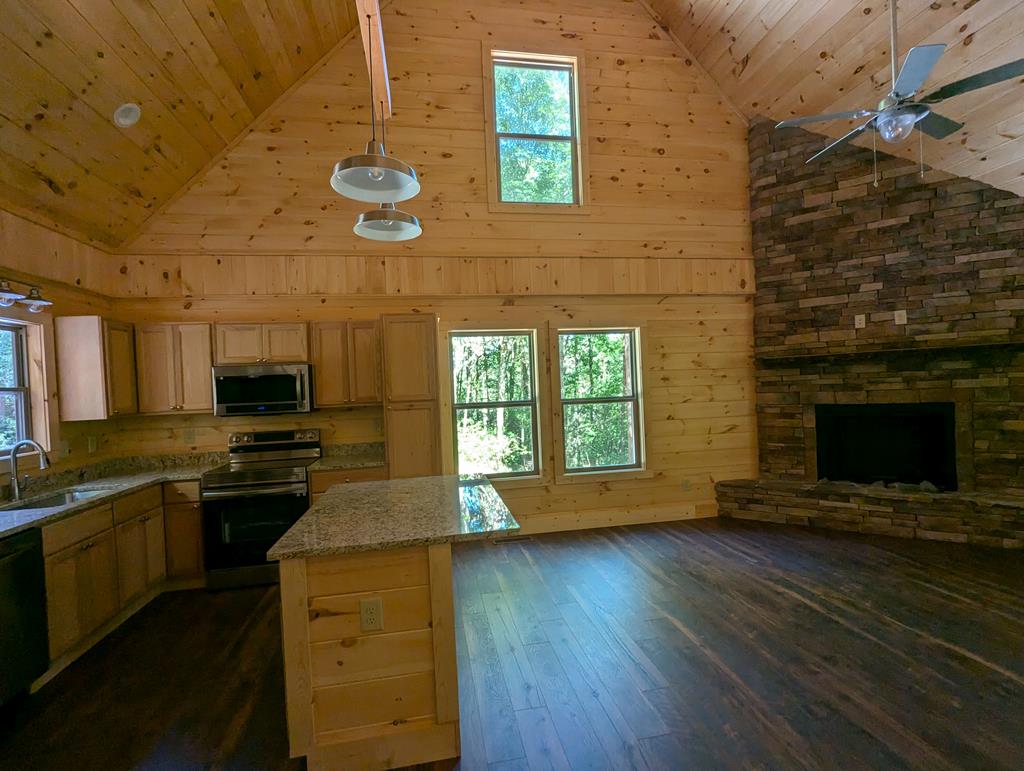 419072 Ellijay Residential