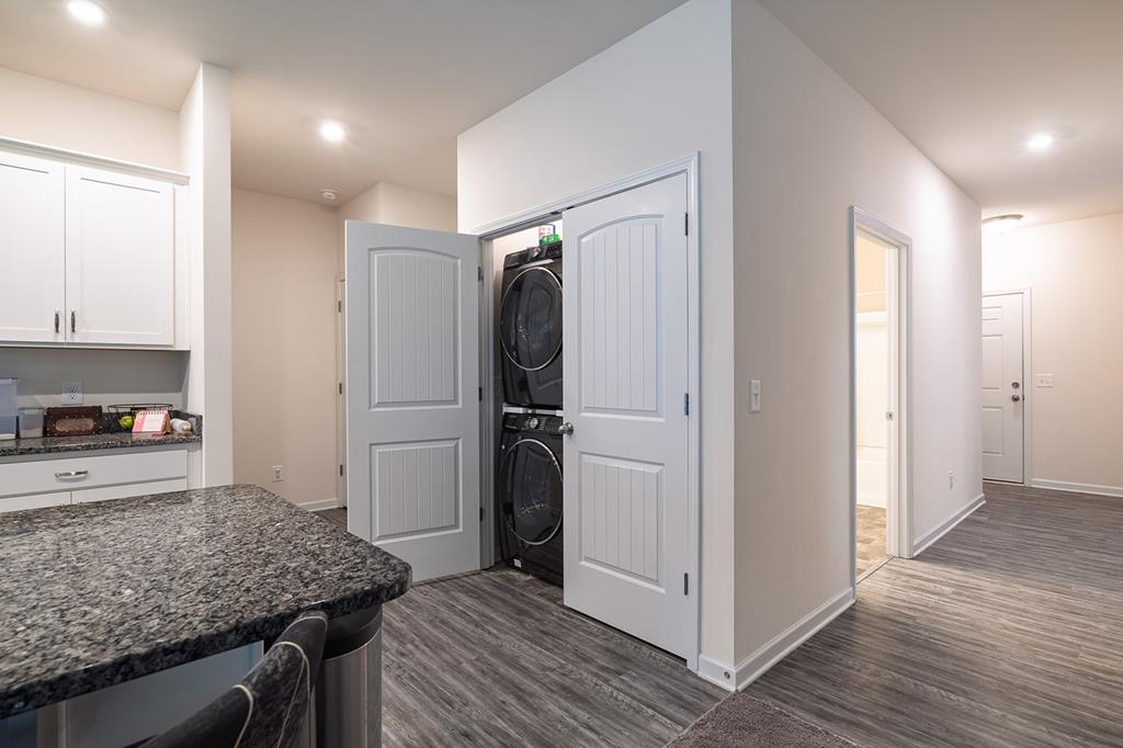 419092 Dalton Residential