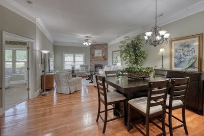 419098 Young Harris Condominium