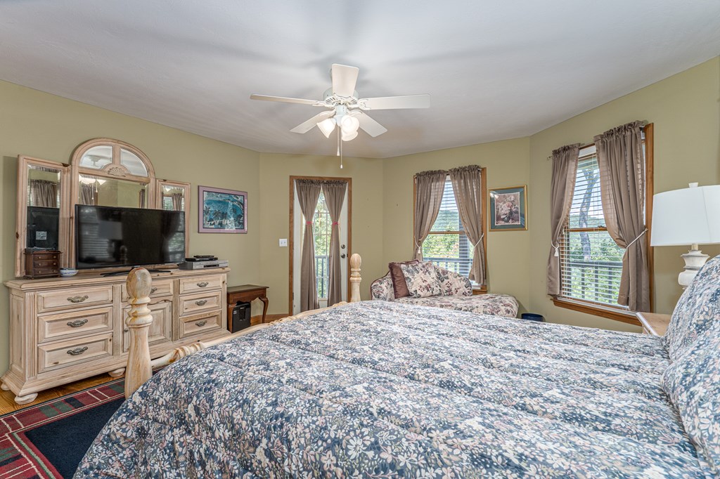 419104 Murphy Residential