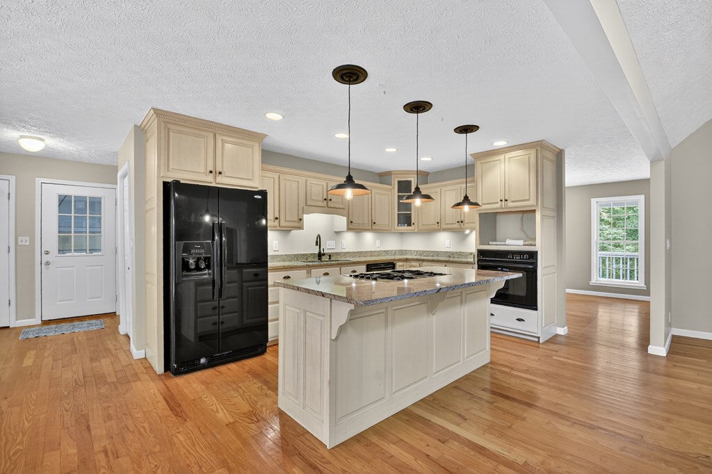 419120 Blue Ridge Residential