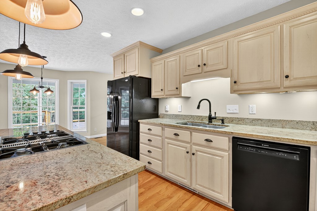 419120 Blue Ridge Residential