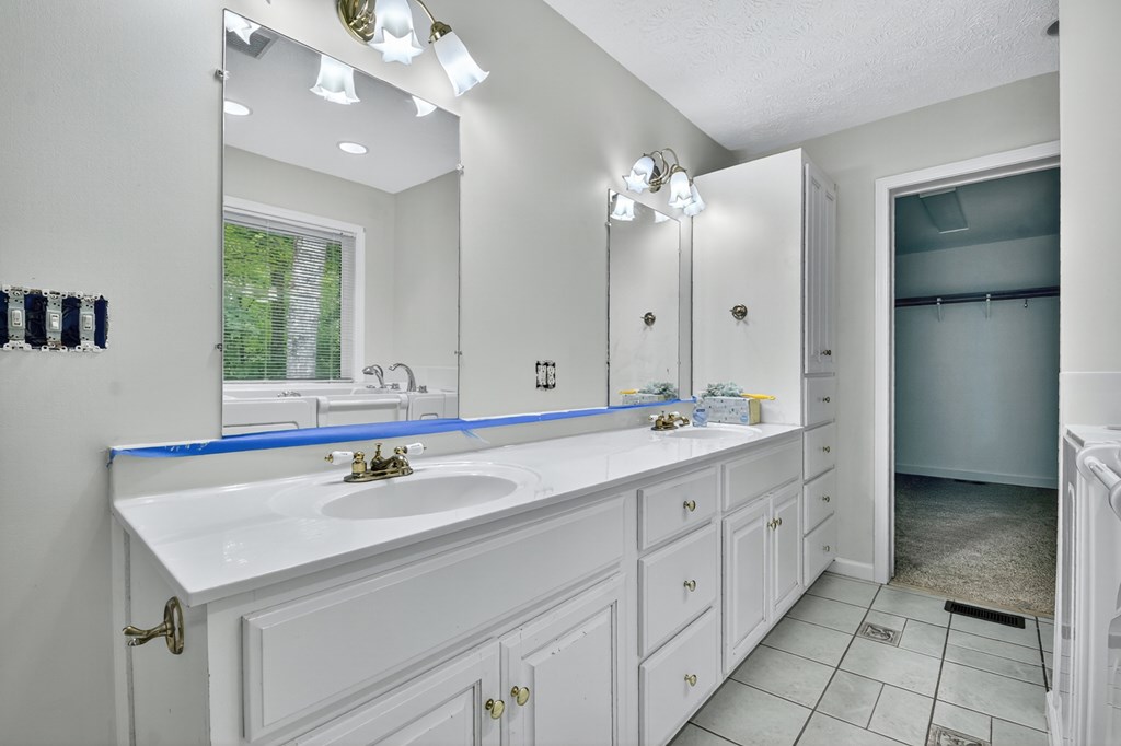 419120 Blue Ridge Residential