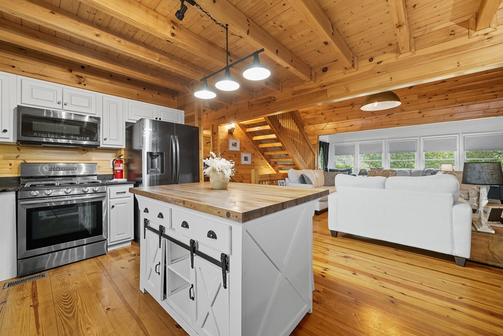 419143 Ellijay Residential