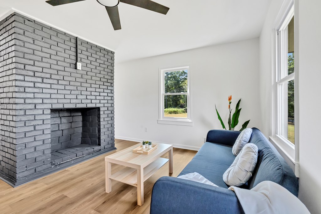 419153 Suwanee Residential