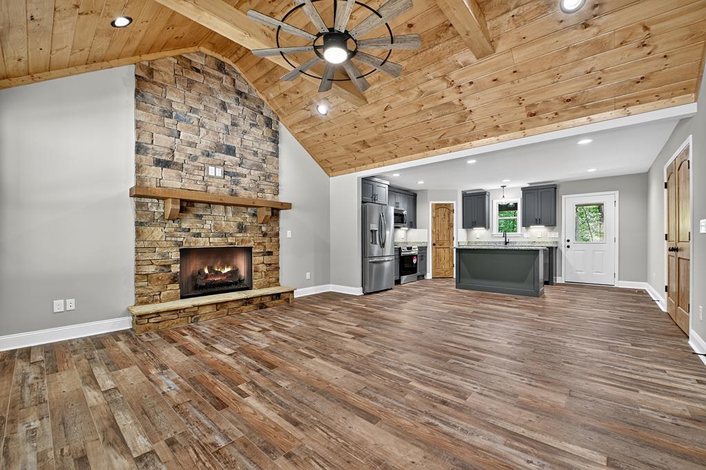 419163 Ellijay Residential
