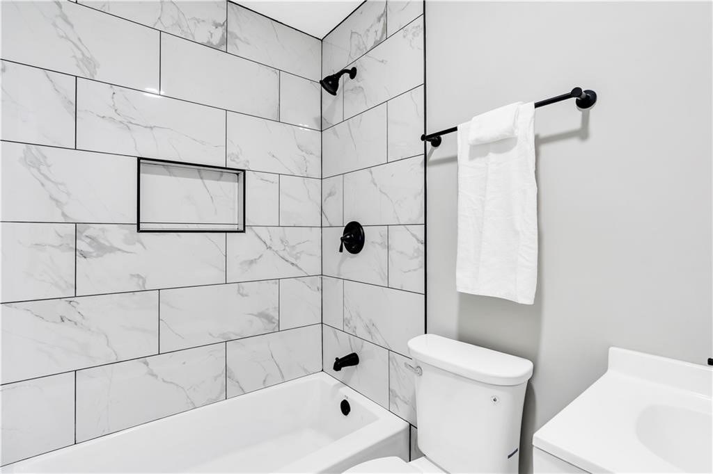 419181 Powder Springs Residential