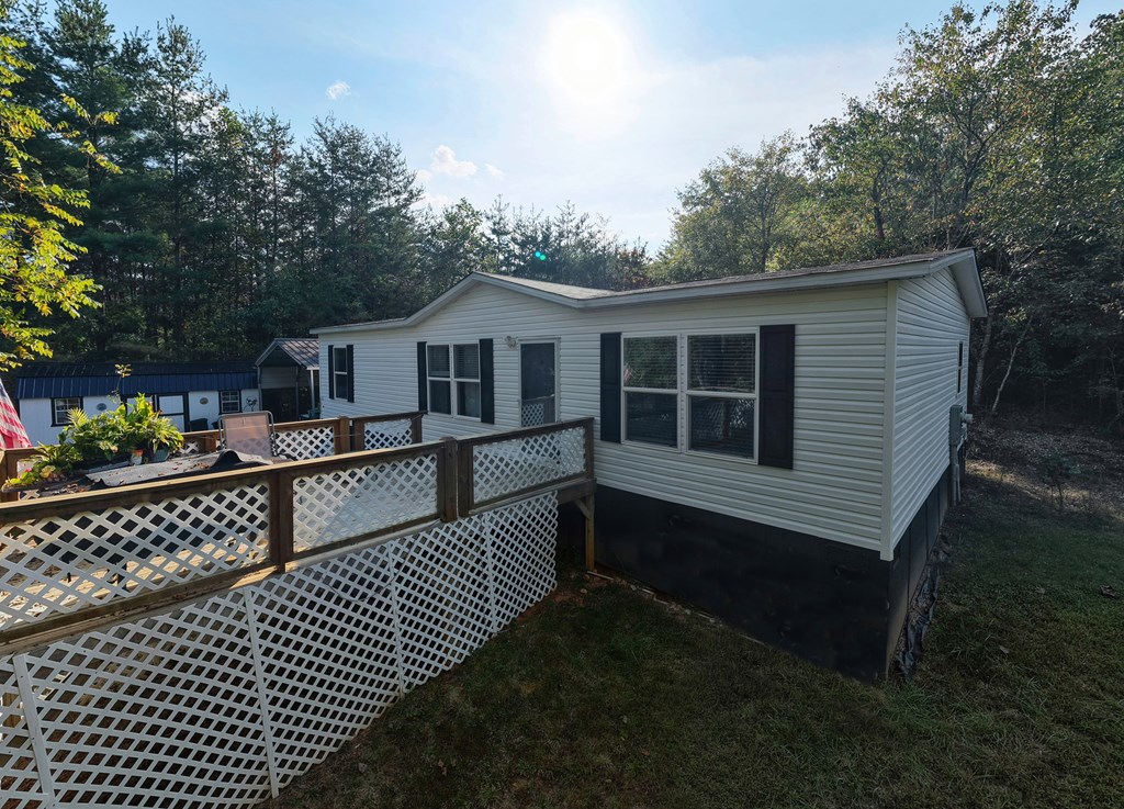 419204 Young Harris Residential
