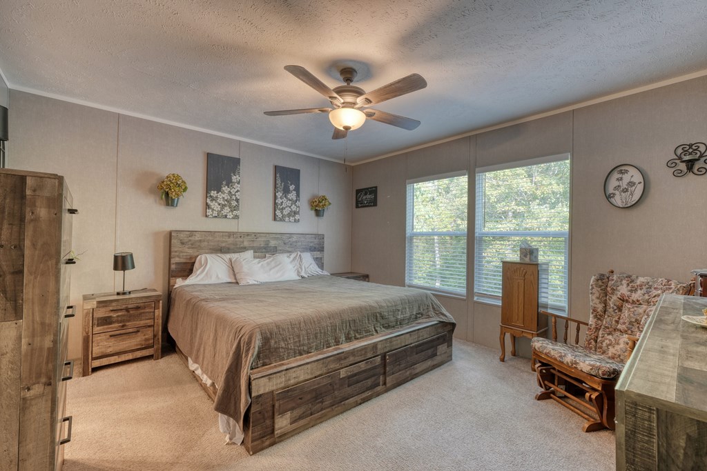419204 Young Harris Residential