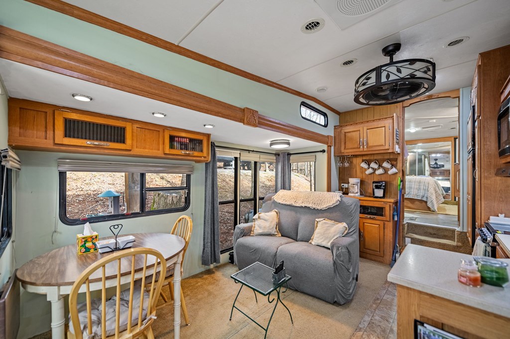 419207 Ellijay Residential