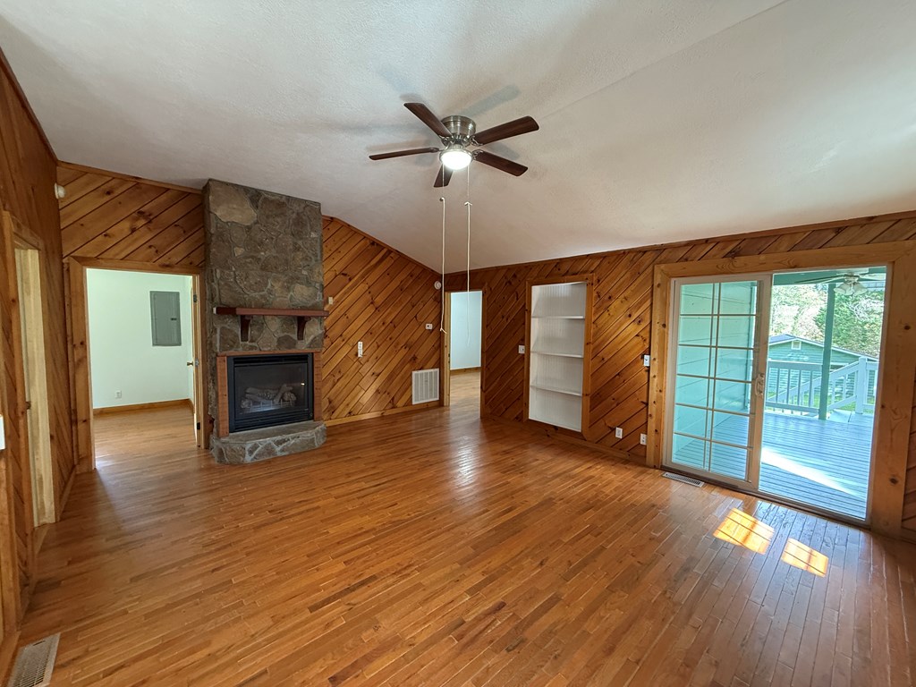419217 Warne Residential