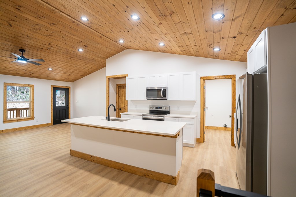 419227 Murphy Residential