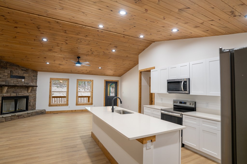 419227 Murphy Residential