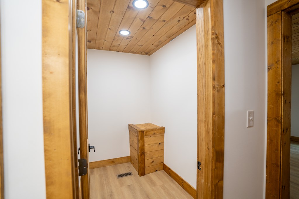 419227 Murphy Residential