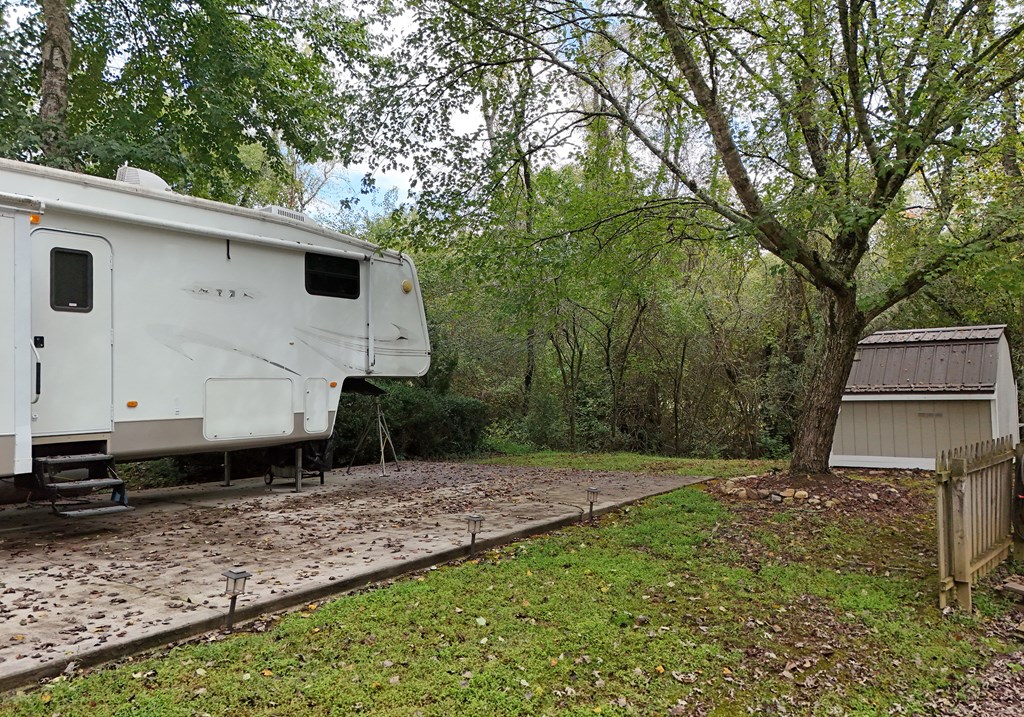 419235 Blairsville Residential