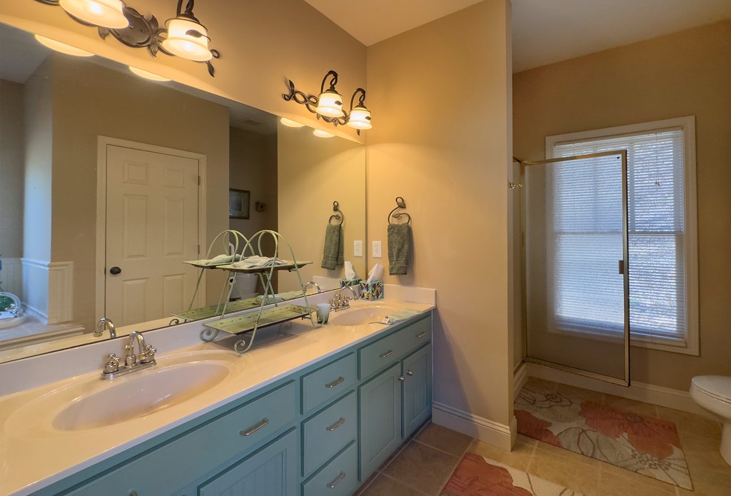 419237 Hayesville Residential