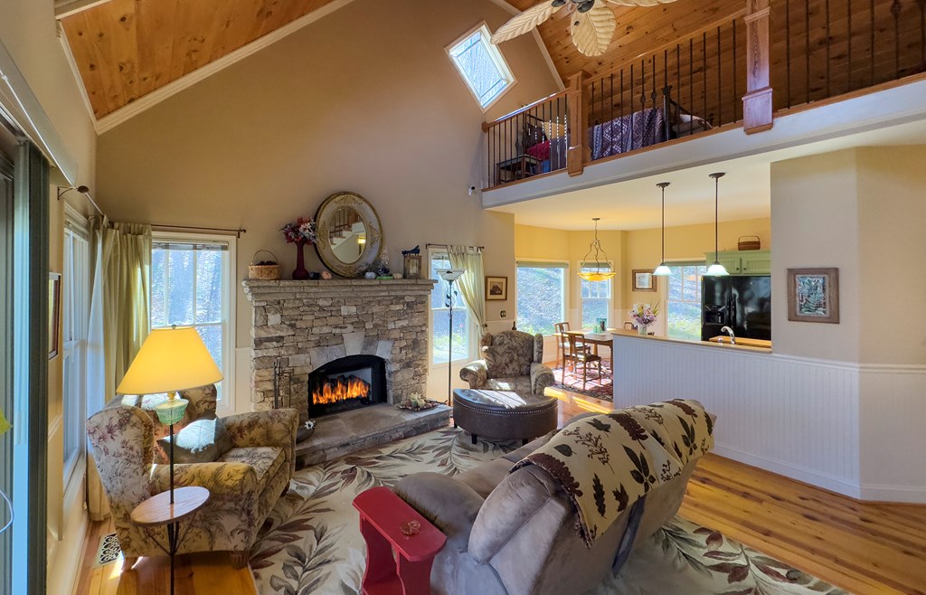 419237 Hayesville Residential