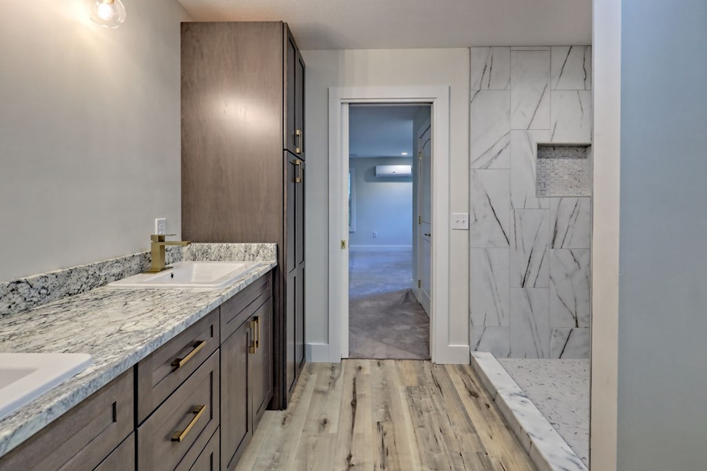 419255 Hiawassee Residential