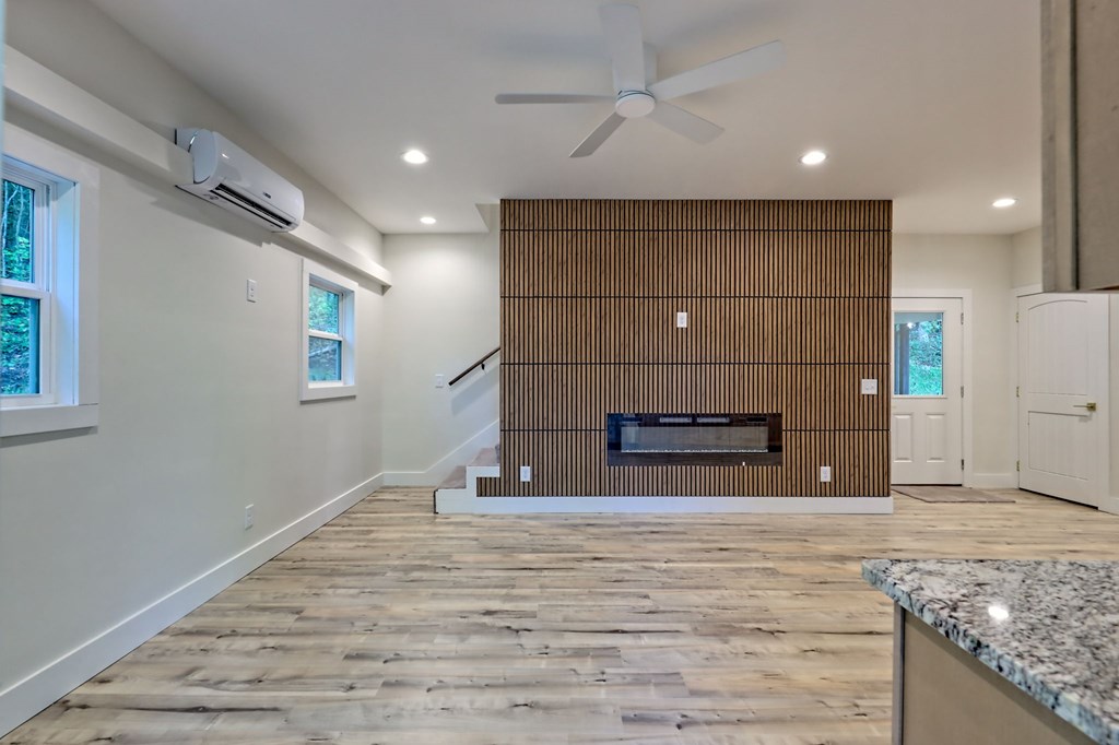 419255 Hiawassee Residential