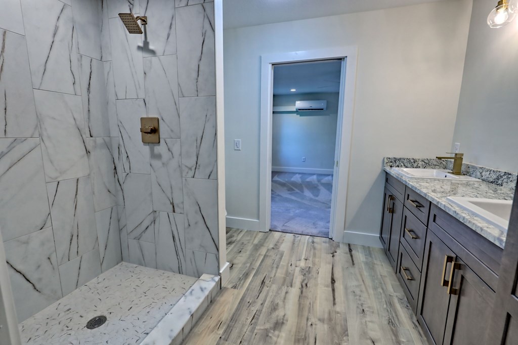 419255 Hiawassee Residential