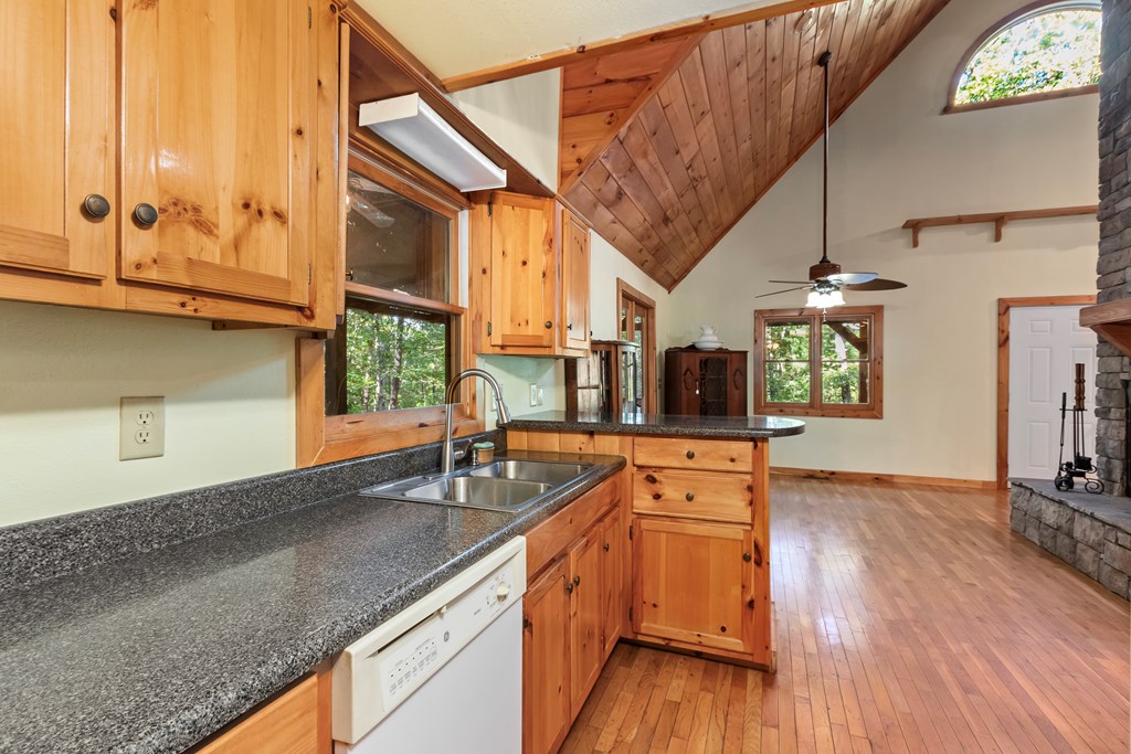 419264 Murphy Residential