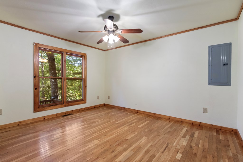 419264 Murphy Residential