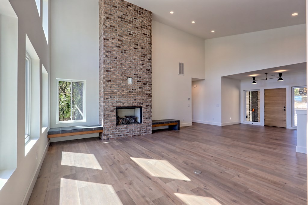 419272 Blairsville Residential