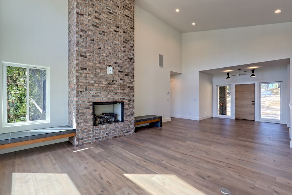 419272 Blairsville Residential
