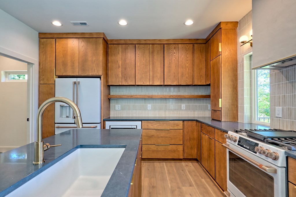 419272 Blairsville Residential