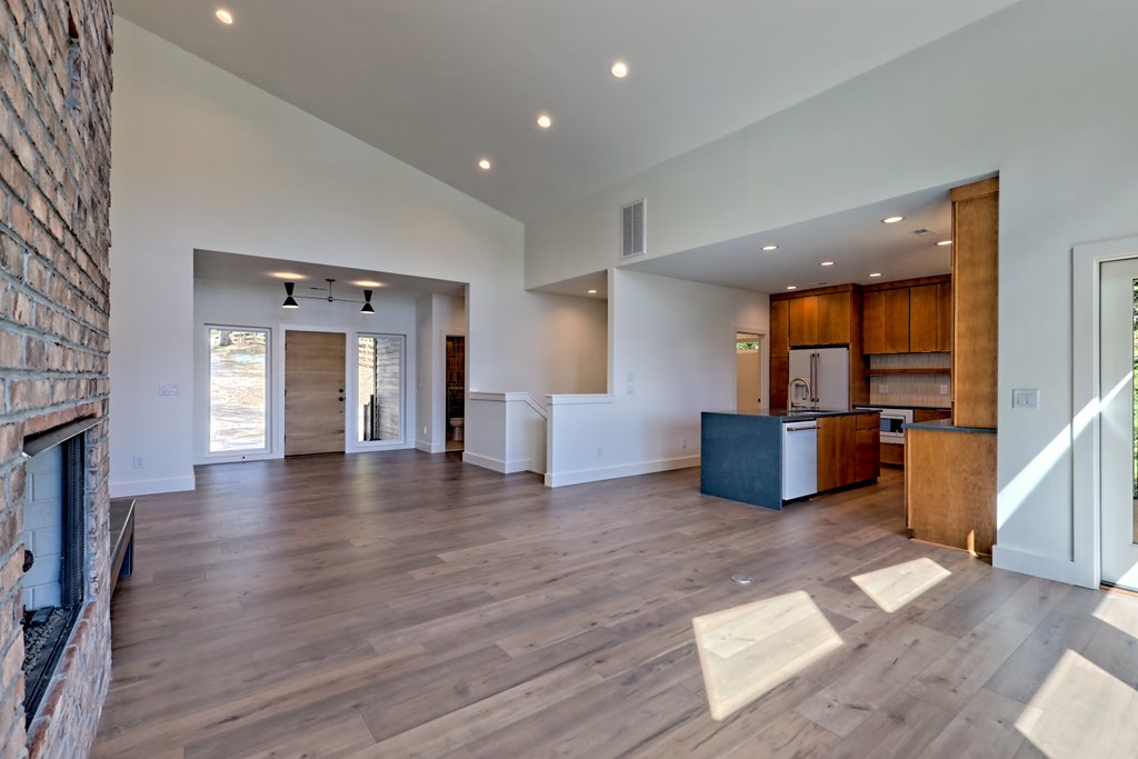 419272 Blairsville Residential