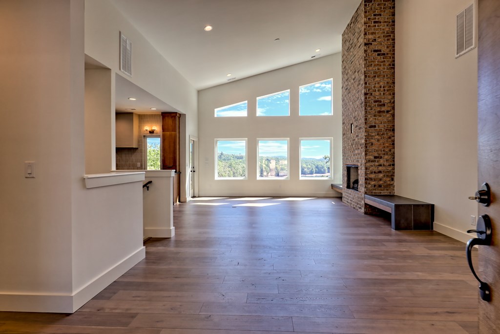419272 Blairsville Residential