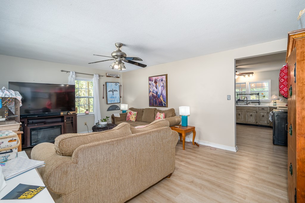 419322 Blairsville Residential