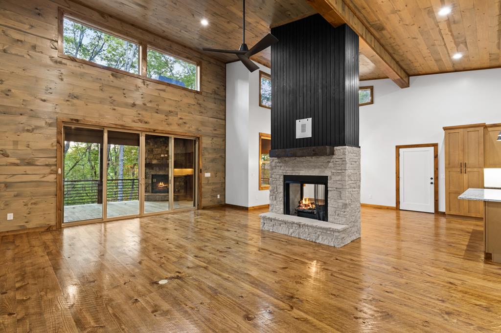 419324 Blue Ridge Residential