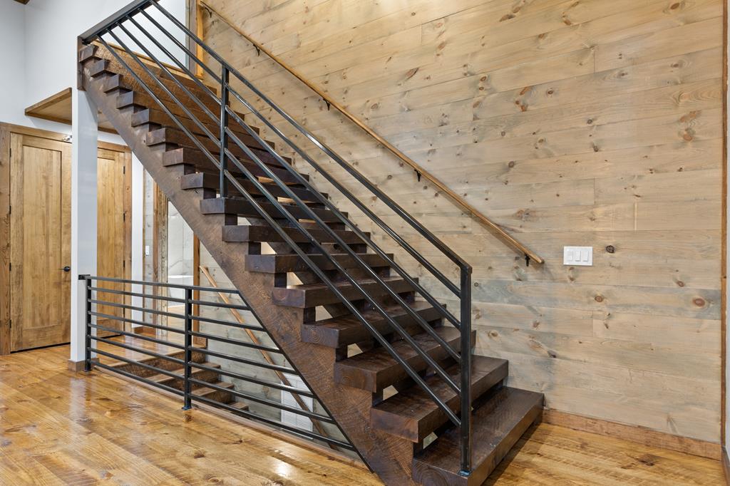 419324 Blue Ridge Residential