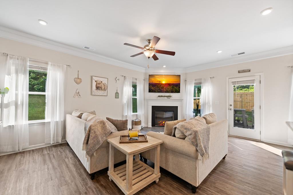 419330 Jasper Townhouse